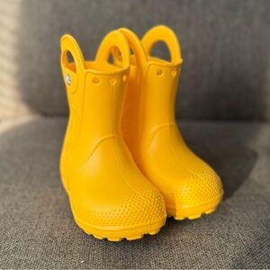 NWOT Crocs Kids rain boots toddler (size C7)